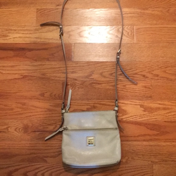 Dooney & Bourke Handbags - Dooney and Bourke Cross Body Purse